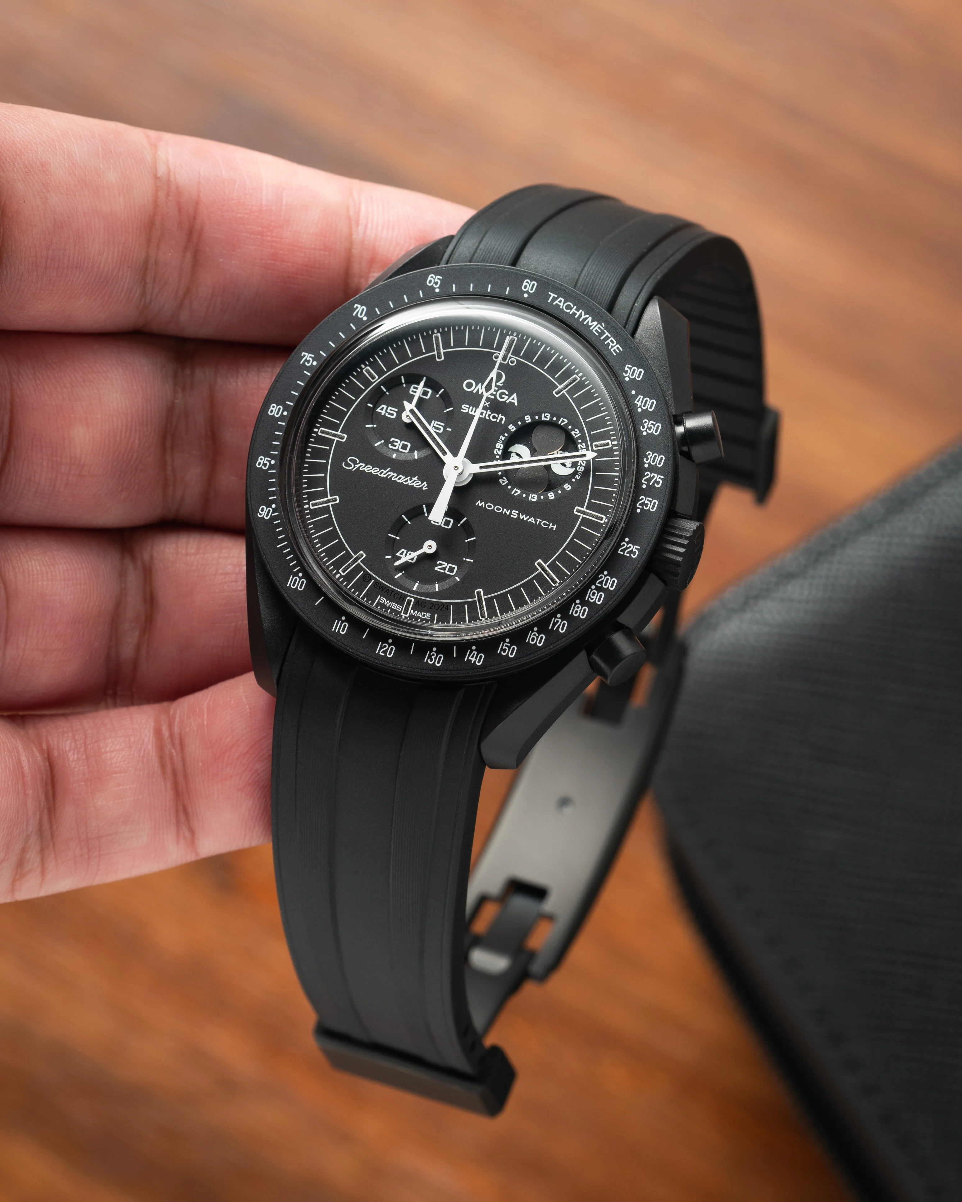 Black CTS Rubber Strap for Omega Speedmaster & Swatch MoonSwatch - Image 11