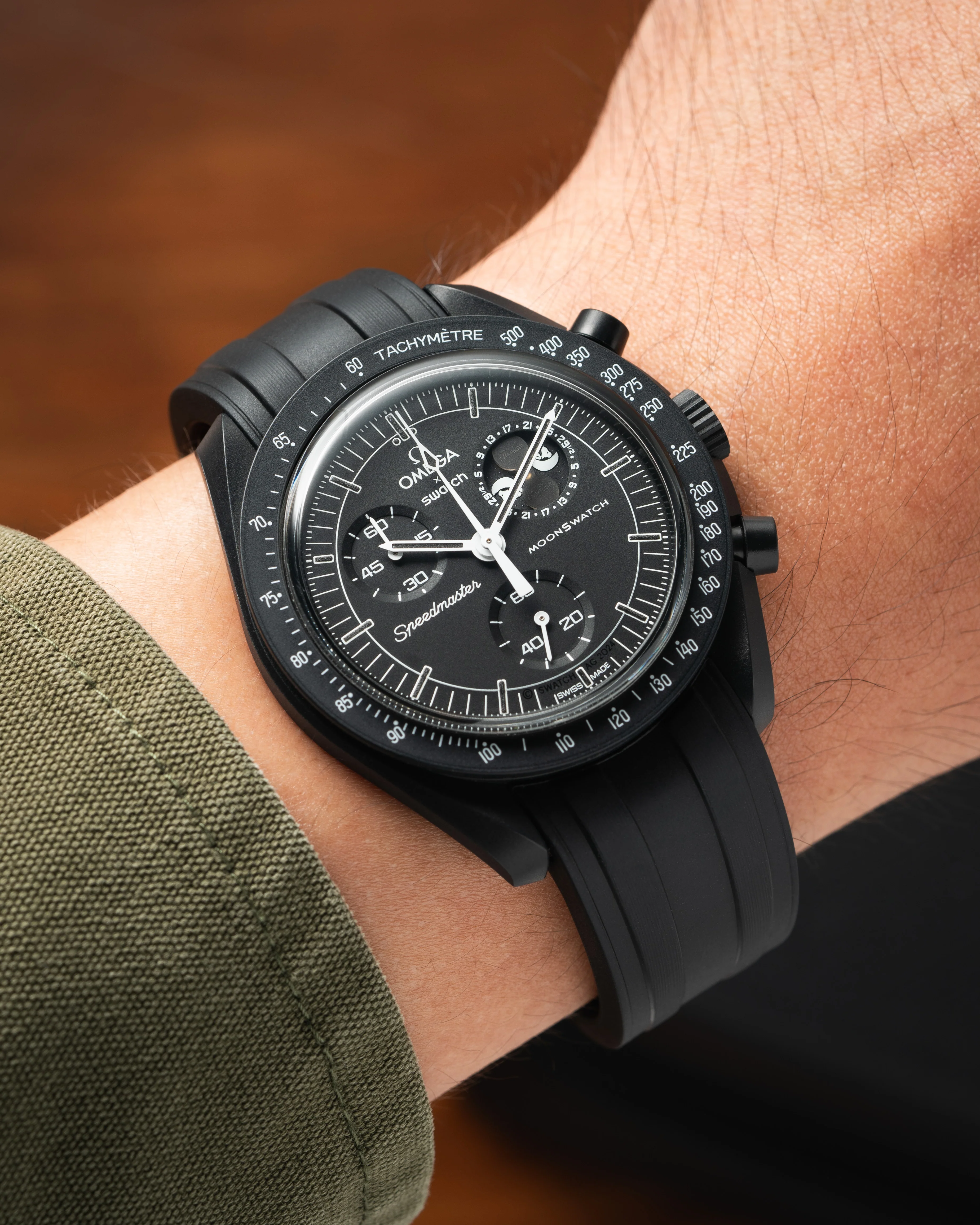 Black CTS Rubber Strap for Omega Speedmaster & Swatch MoonSwatch - Image 12