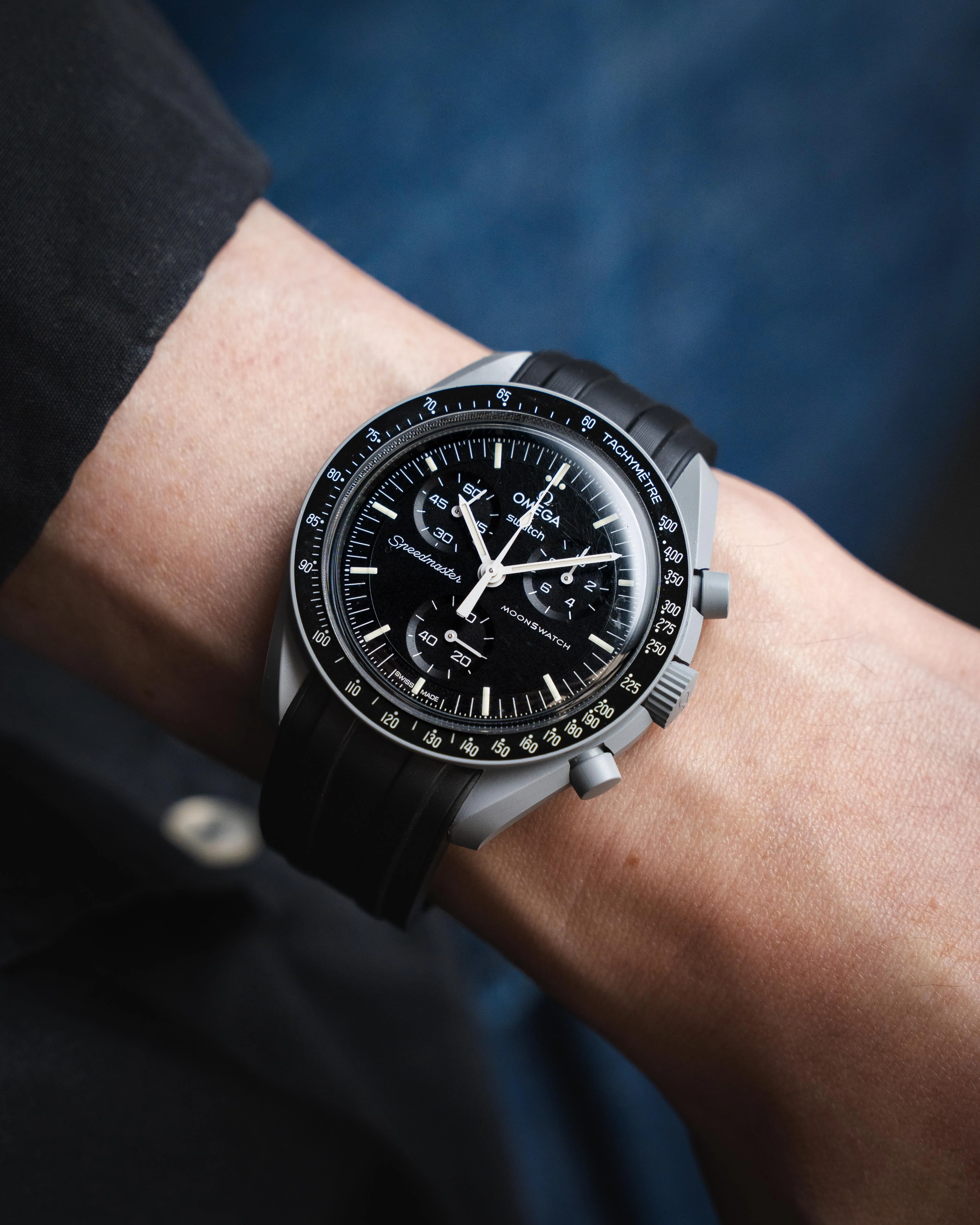 Black CTS Rubber Strap for Omega Speedmaster & Swatch MoonSwatch - Image 4