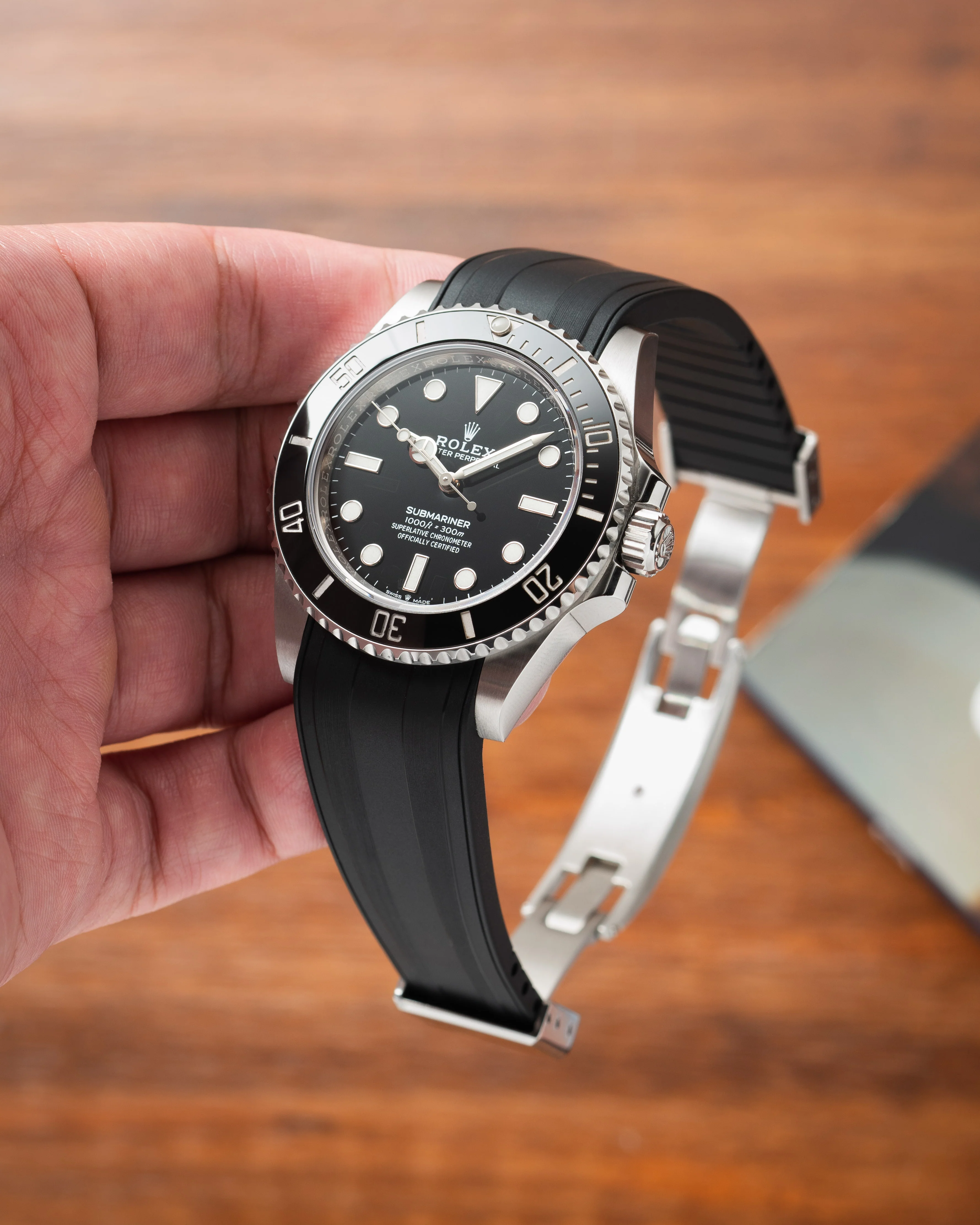 Black CTS Rubber Strap for Rolex Submariner 41mm - Image 2