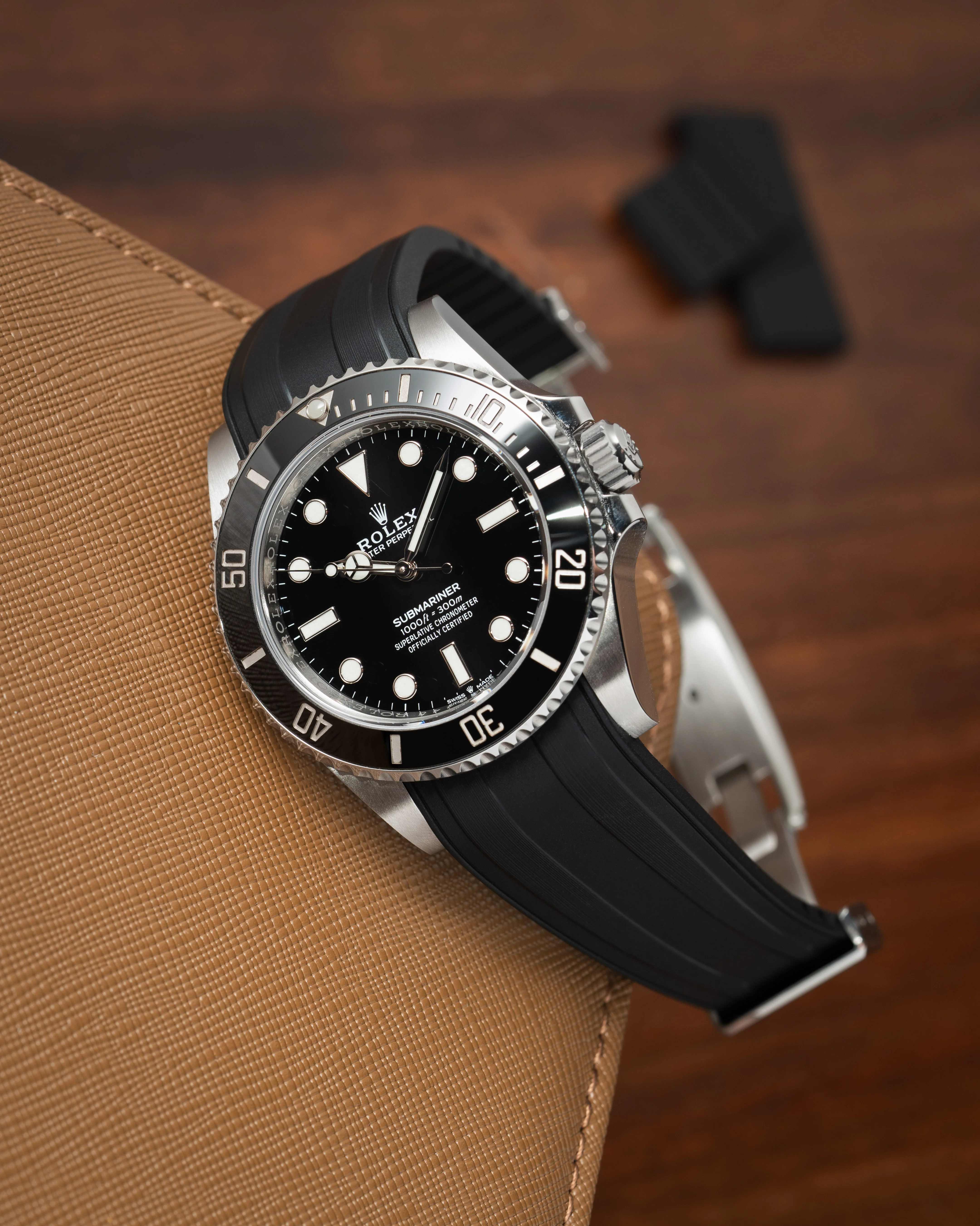 Black CTS Rubber Strap for Rolex Submariner 41mm - Image 3