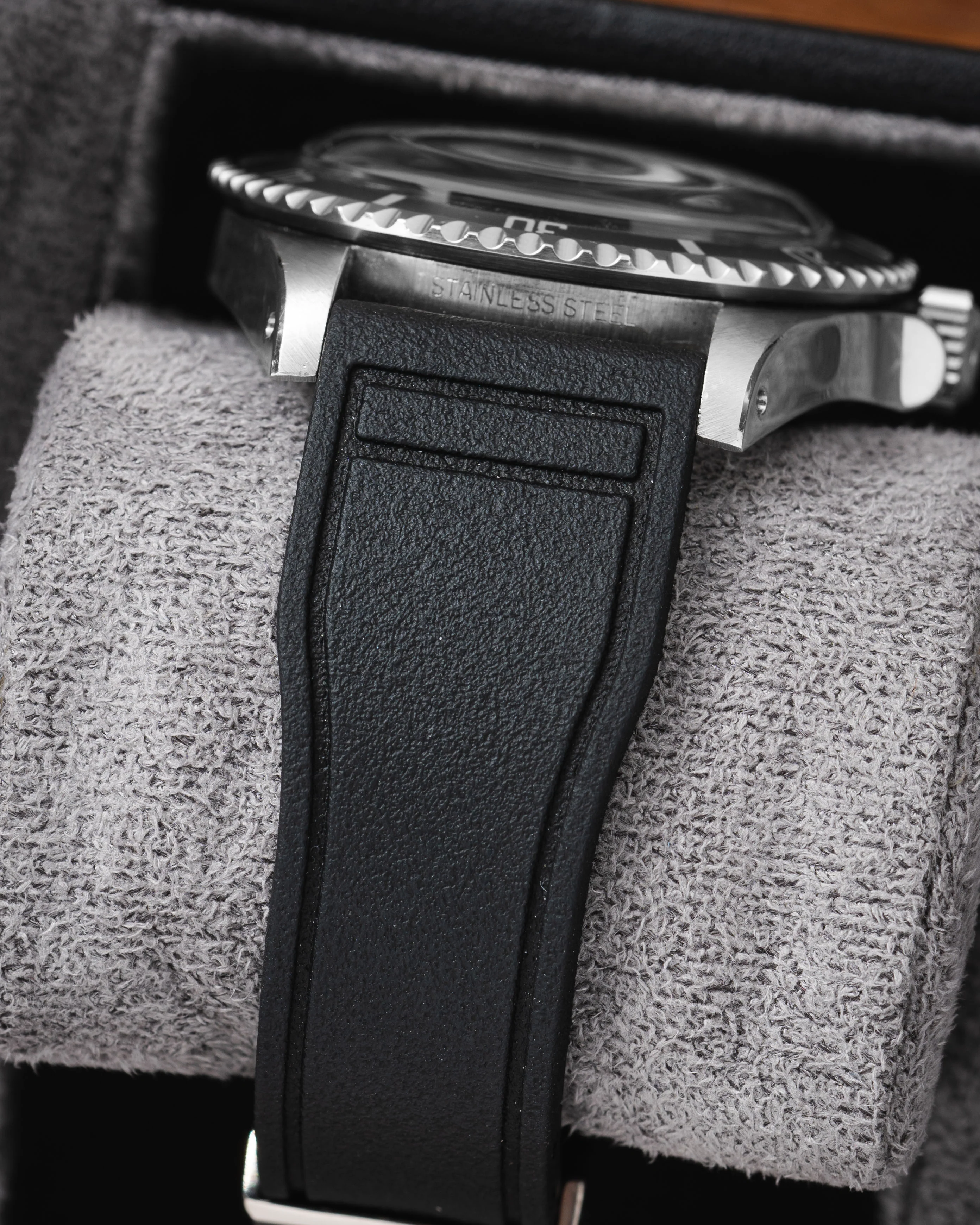 Black Pilot CTS Rubber Strap - Image 5