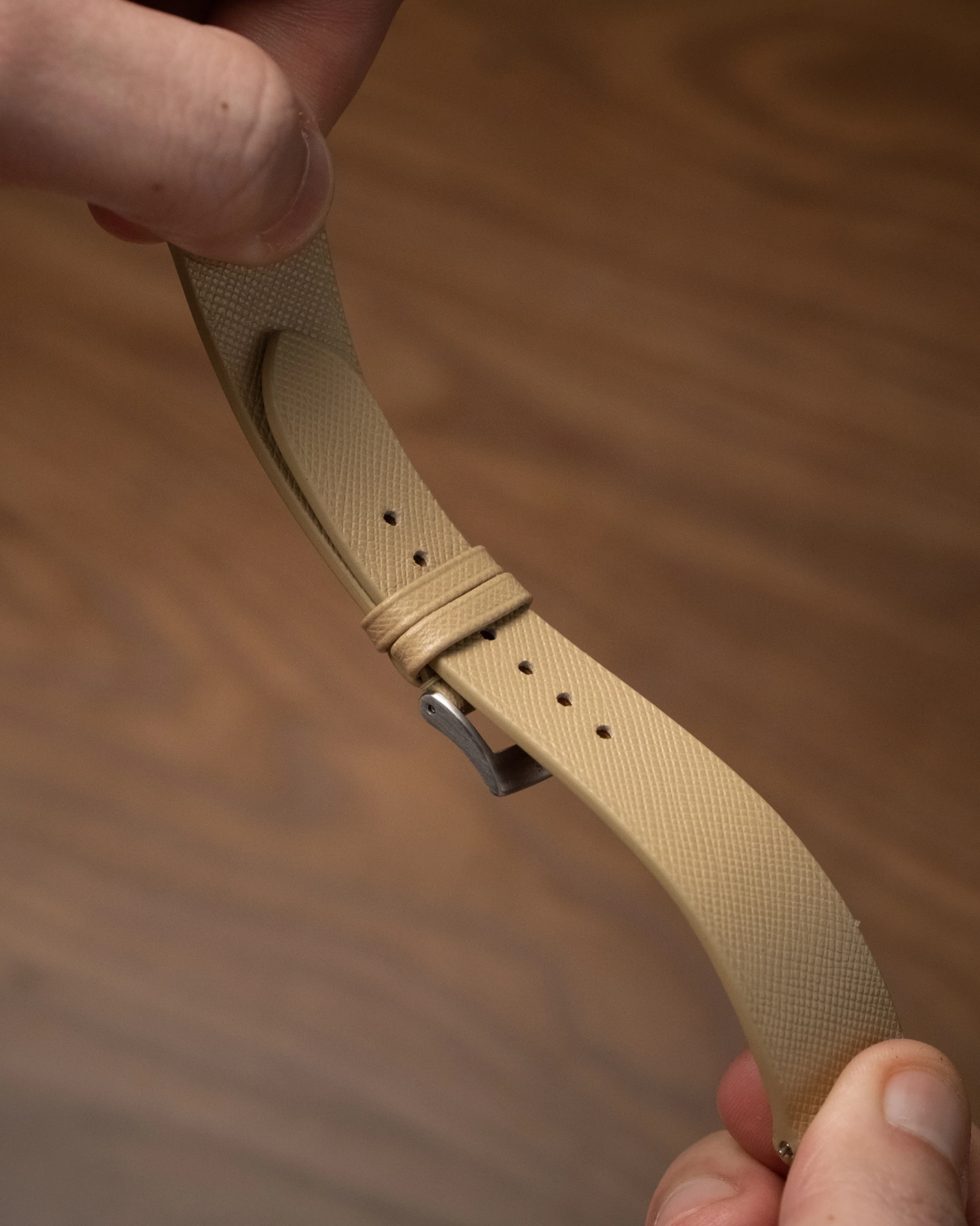 Overstock: Cream Saffiano Stitchless Strap - Image 4