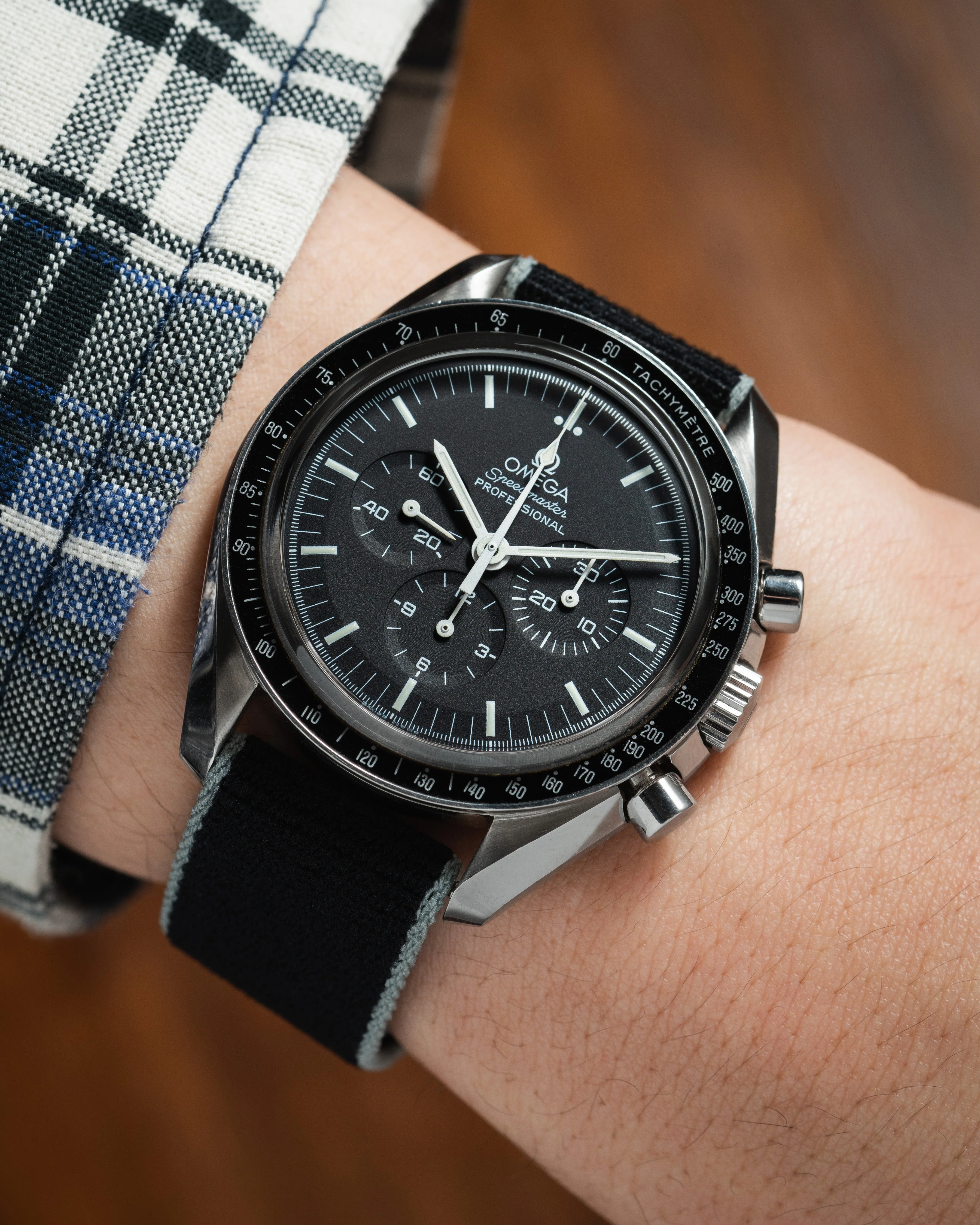 Overstock: Delcro Black/Grey - Image 3