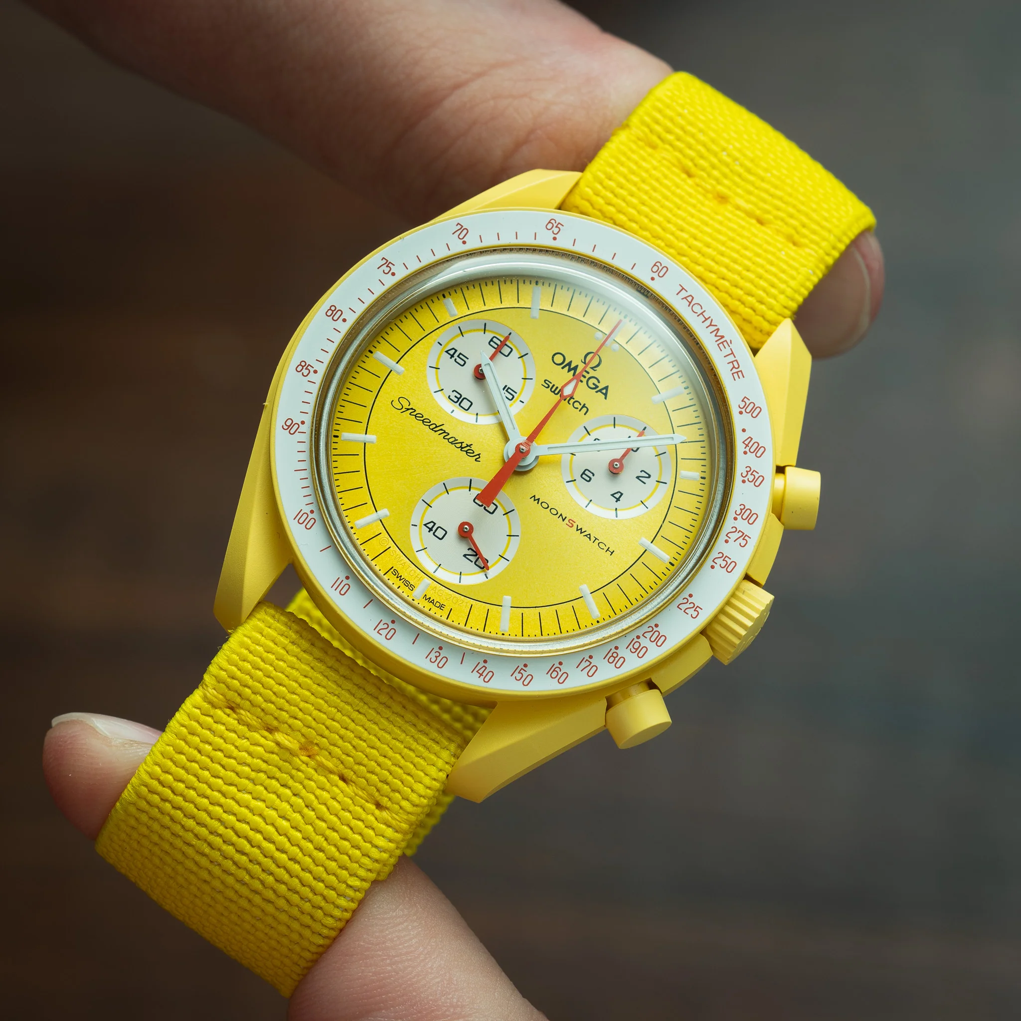 Overstock: Elastic Loop Yellow - Image 2