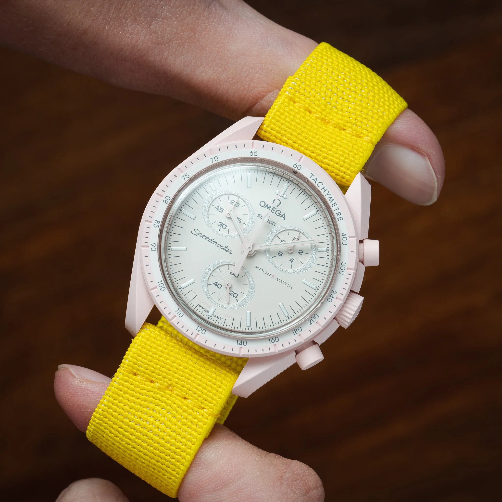 Overstock: Elastic Loop Yellow - Image 3