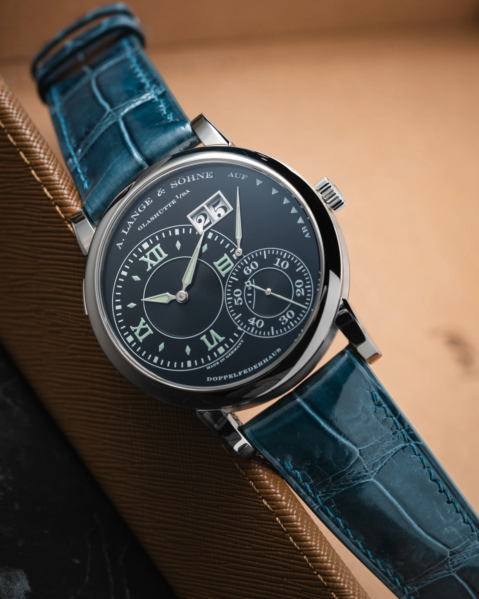 Glossy Lagoon Blue Crocodile Signature Strap - Image 7
