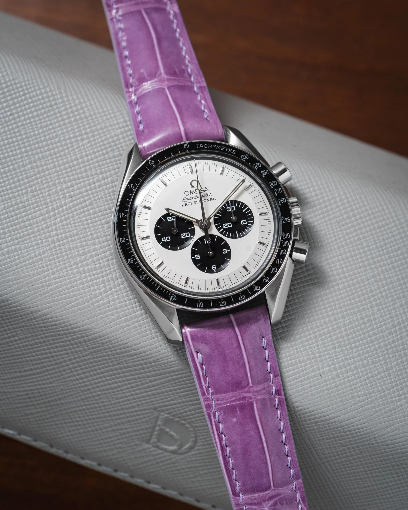 Glossy Lilac Crocodile Signature Strap - Image 3