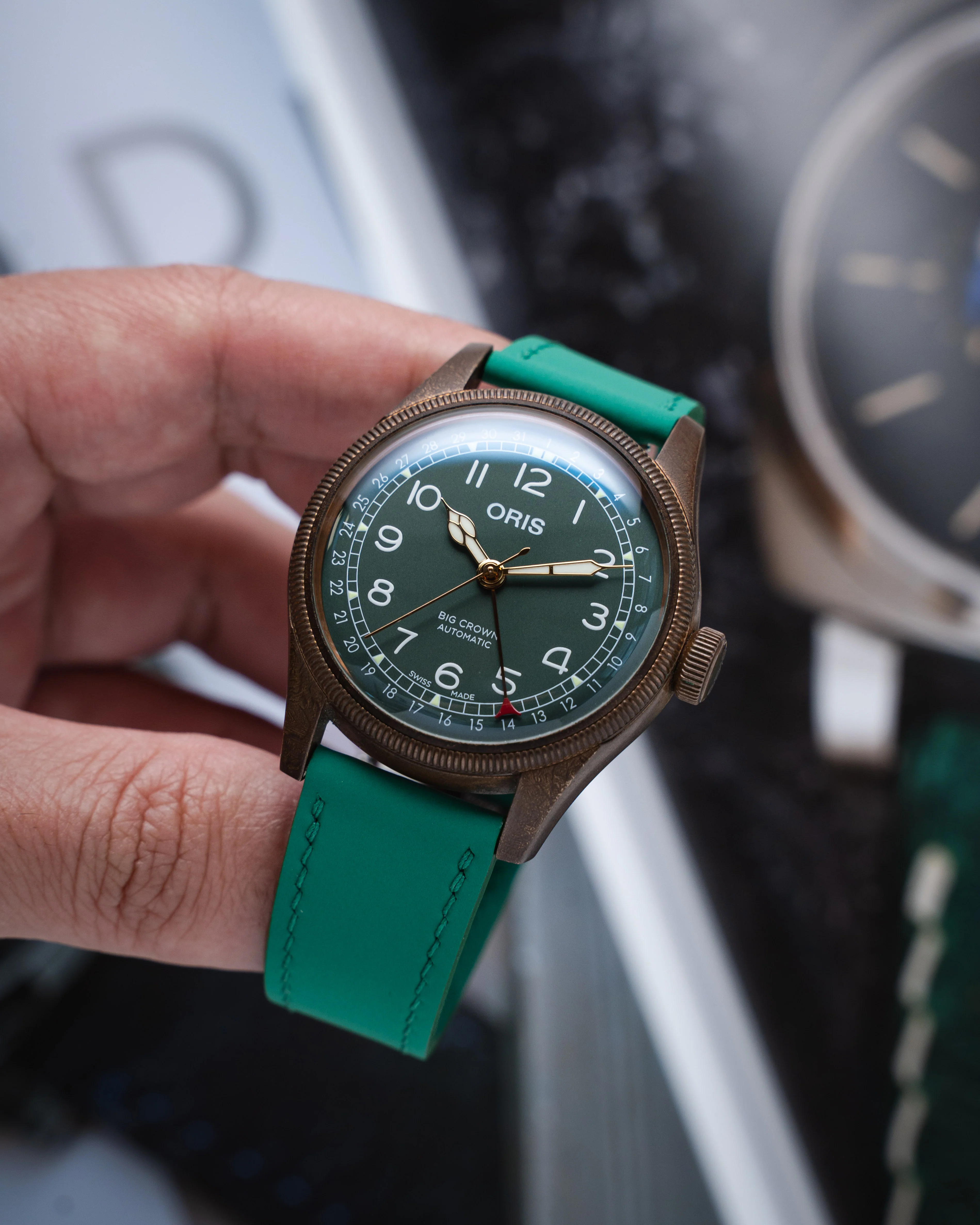 Kelly Green Rubberised Leather (Smooth) Slim Strap - Image 3