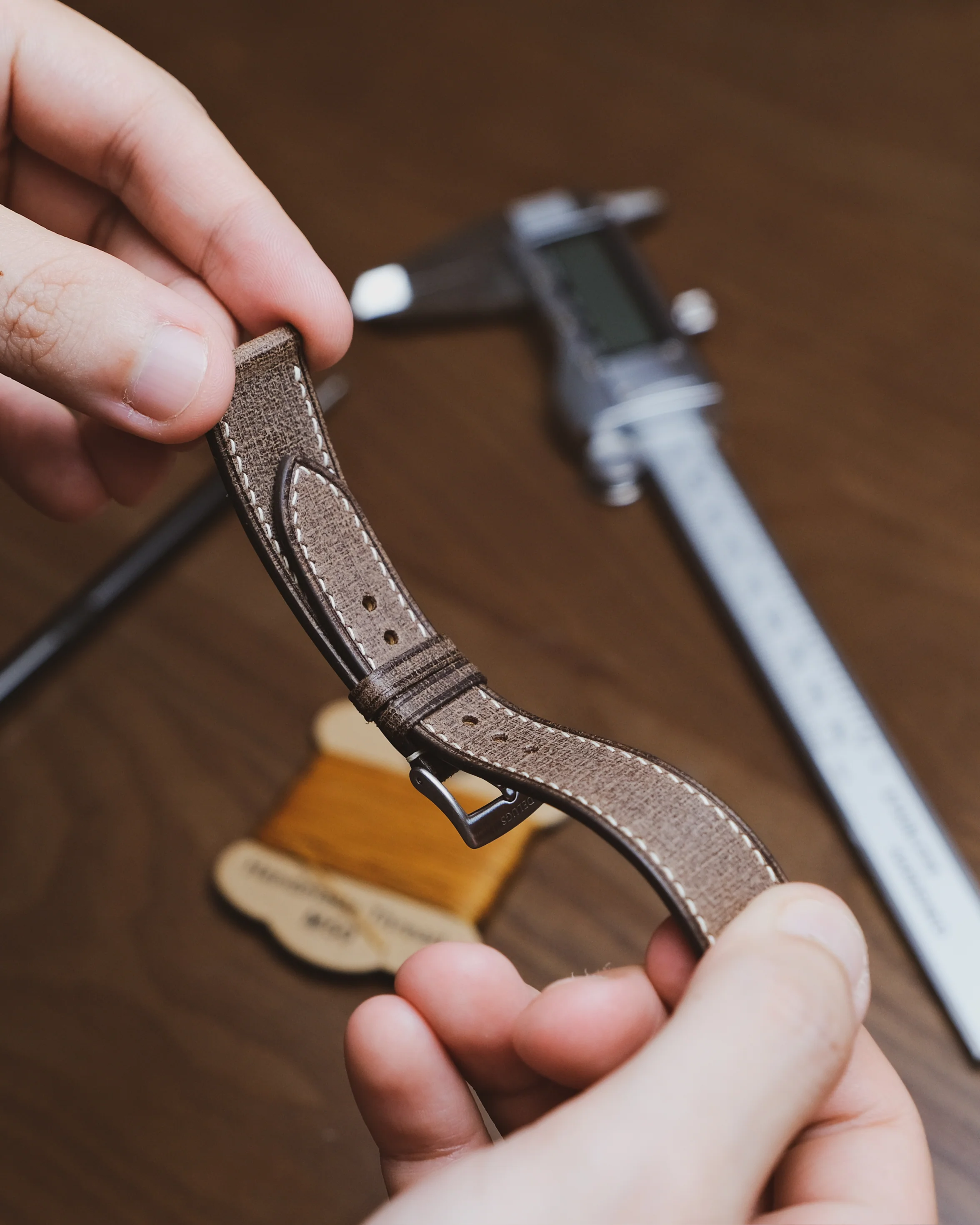 Mocha Babele Slim Strap - Image 7