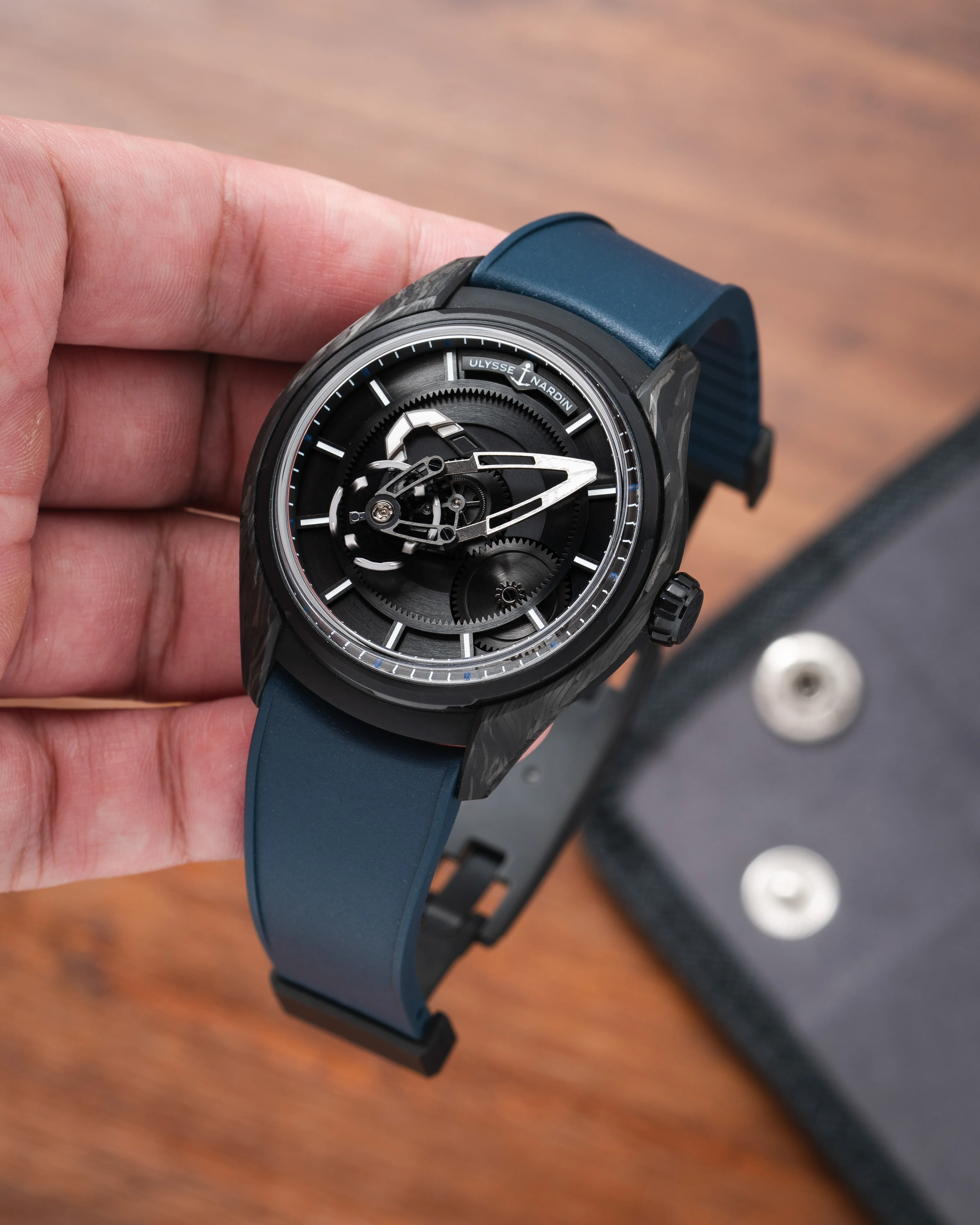 Navy Curved CTS Rubber Strap - Image 3