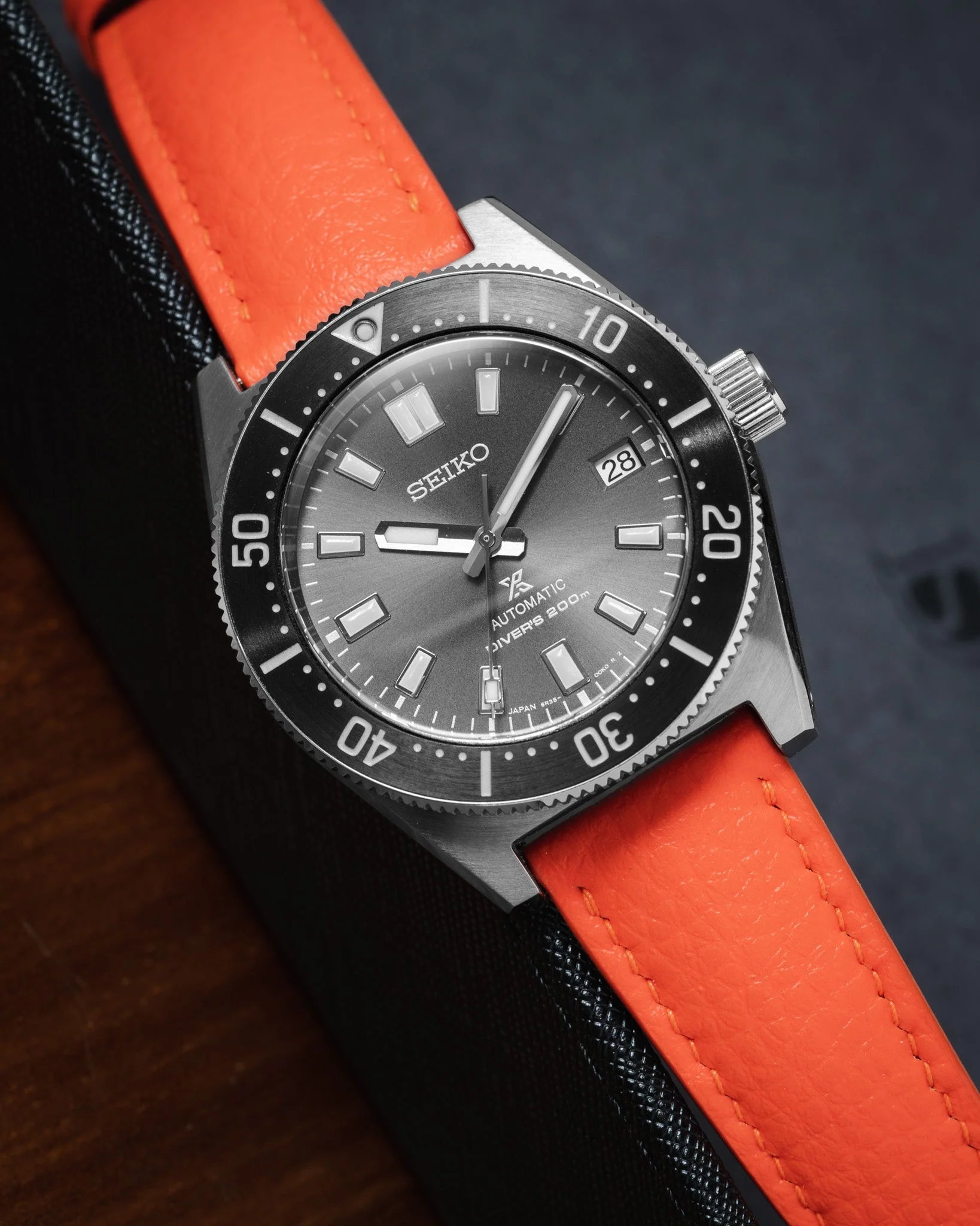 Overstock: Orange Rubberised Leather (Togo) Signature Strap - Image 5