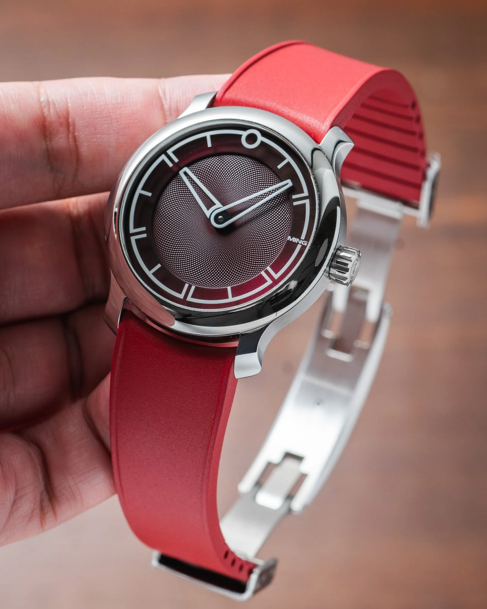 Red Curved CTS Rubber Strap - Image 3