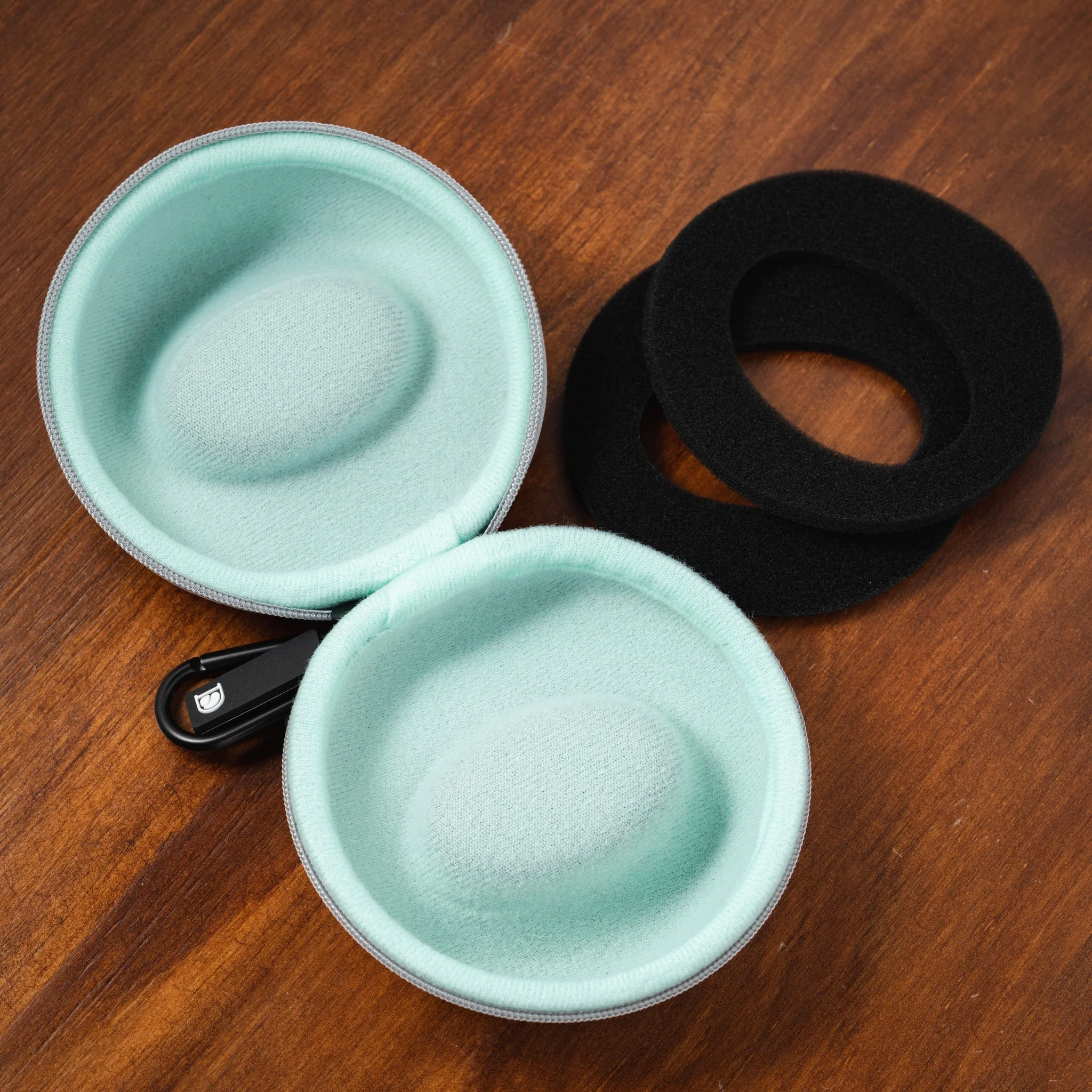 The Bagel - Light Grey/Turquoise - Image 2