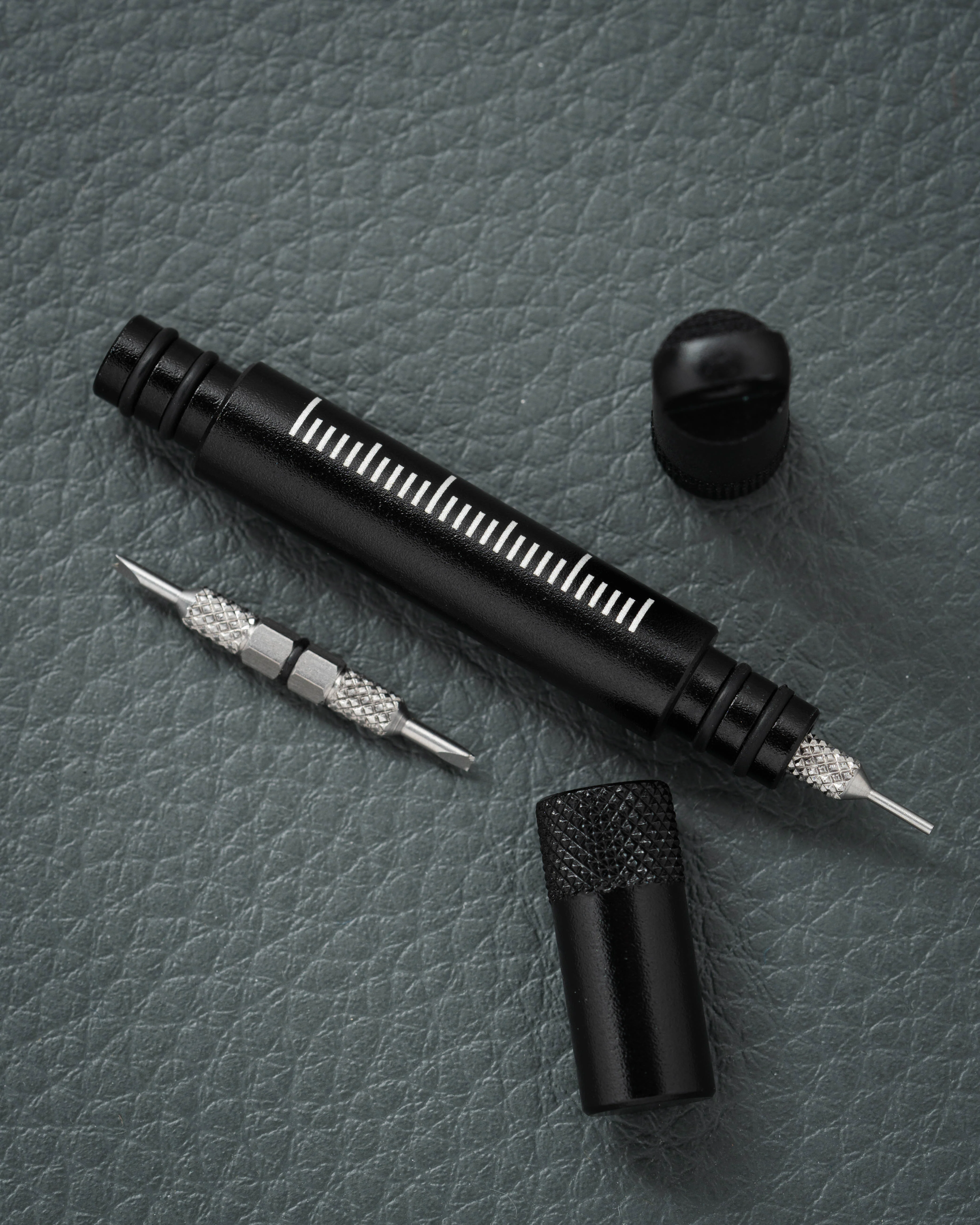 Travel Kit - Image 3