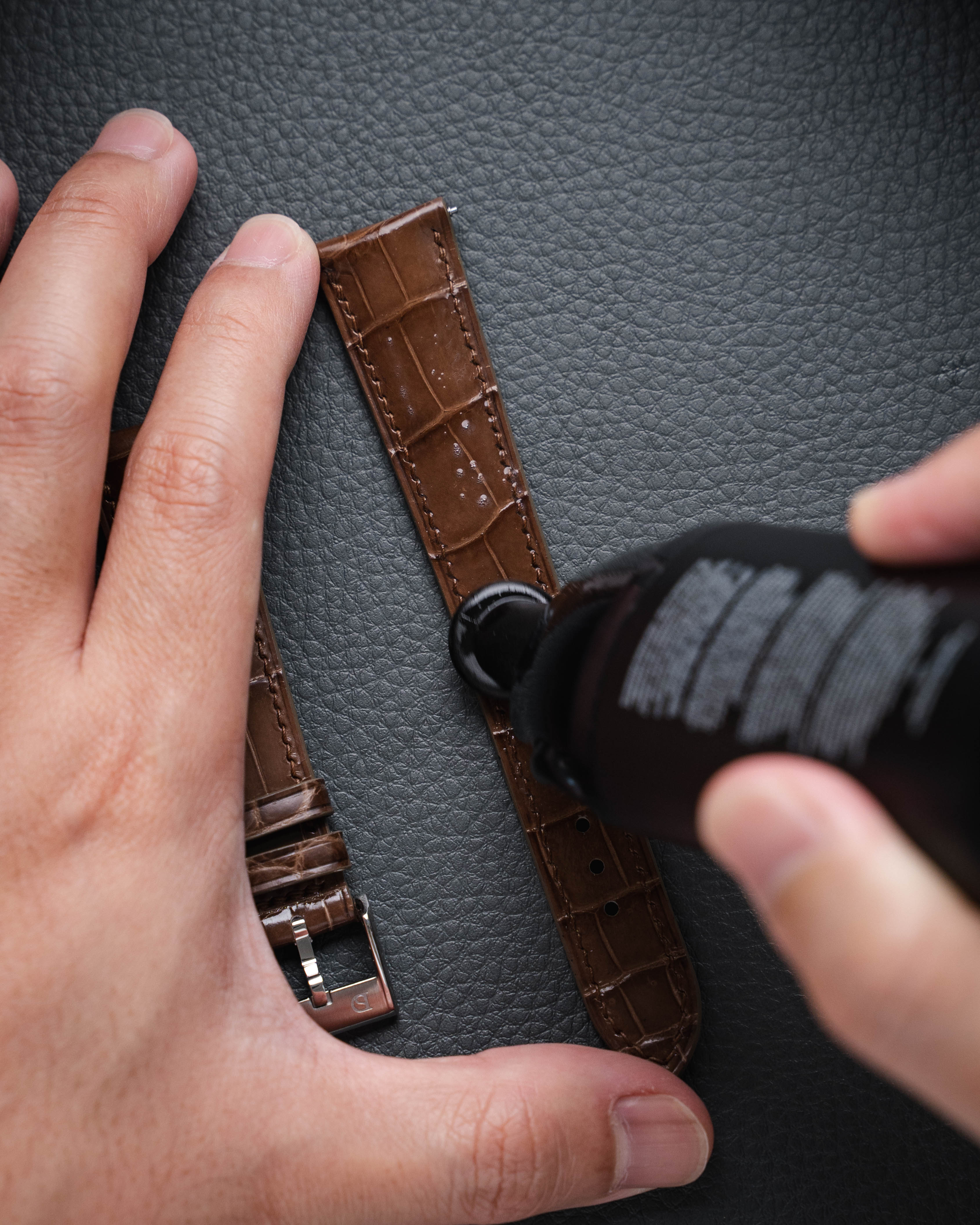 Watch & Strap Cleaning Pen - Image 10