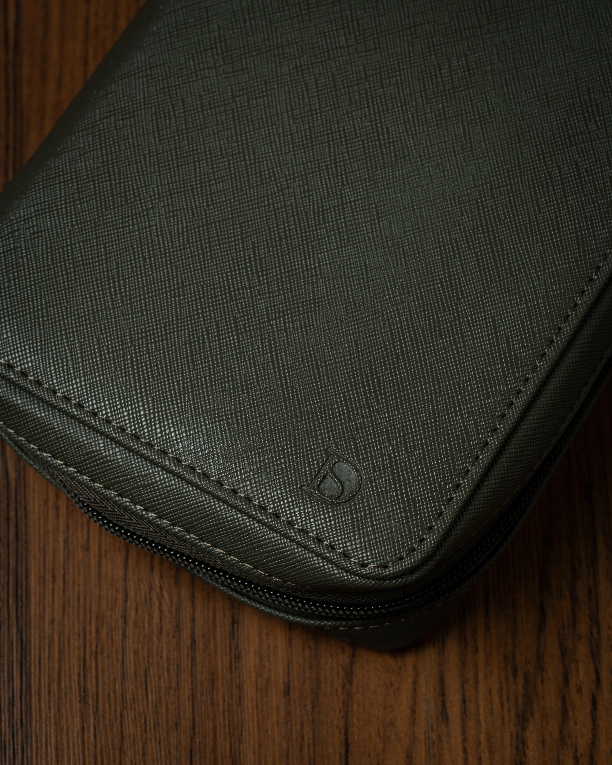 Strap Folio (Small) - Grey - Image 3