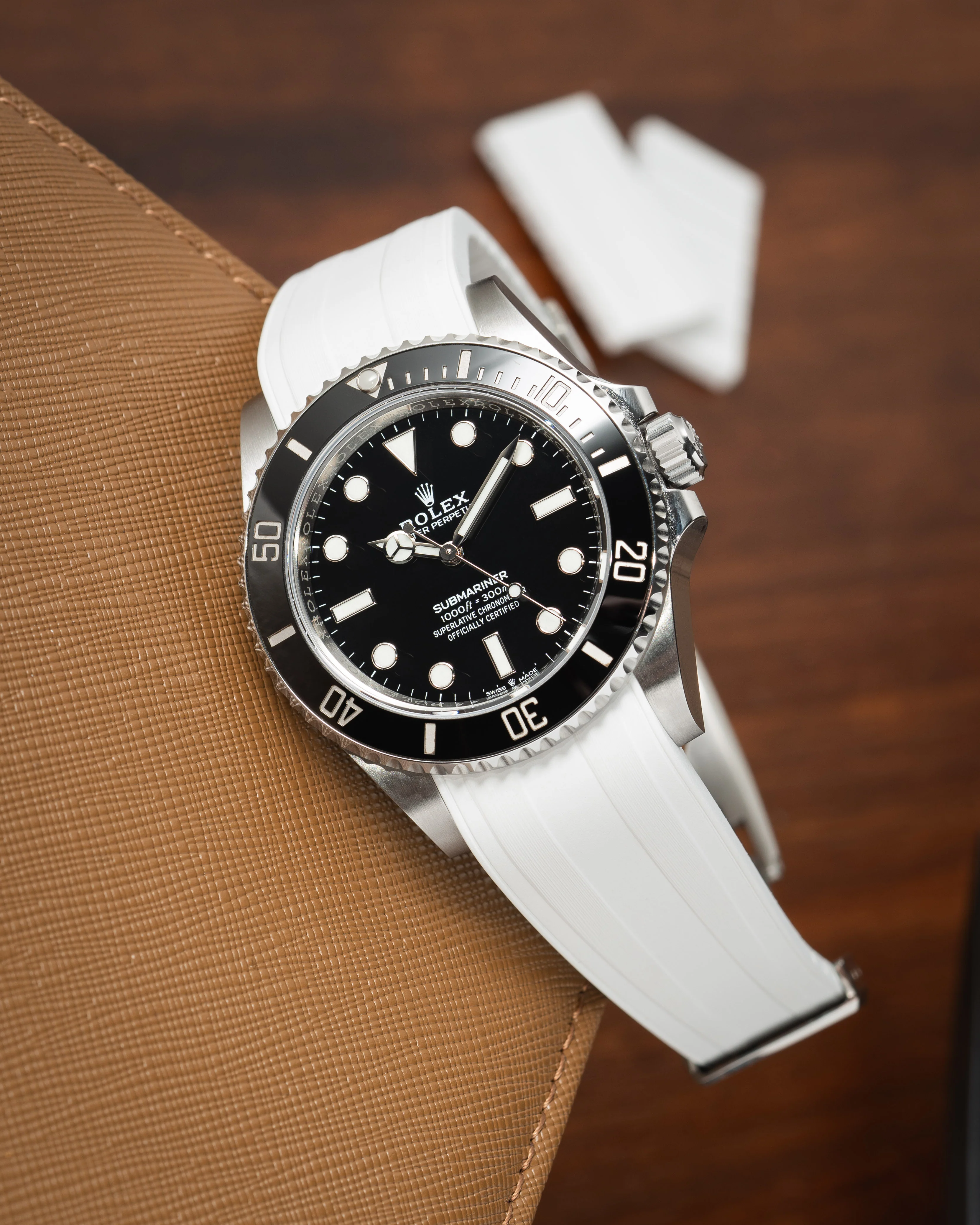 White CTS Rubber Strap for Rolex Submariner 41mm - Image 4